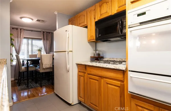 $188,000 | 24815 Normandie Avenue, Unit 82, Harbor City, CA 90710