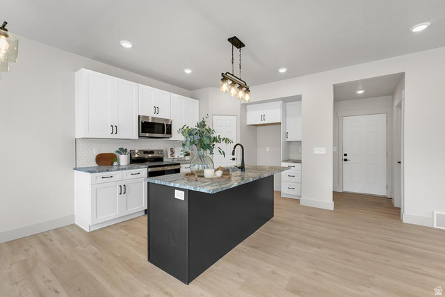 446 North 460 East, Unit 9 Salem, UT 84653 - Photo 5 of 32
