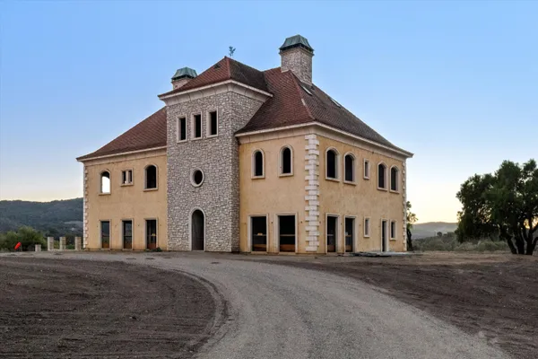 $4,495,000 | 4375 Sweeney Road, Lompoc, CA 93436