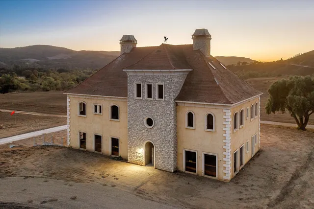 $4,495,000 | 4375 Sweeney Road, Lompoc, CA 93436