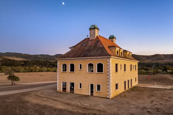 $4,495,000 | 4375 Sweeney Road, Lompoc, CA 93436