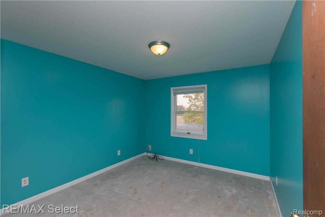 2568 Vandekarr Road Owosso, MI 48867 - Photo 21 of 48 2568 Vandecarr Rd-120.jpg