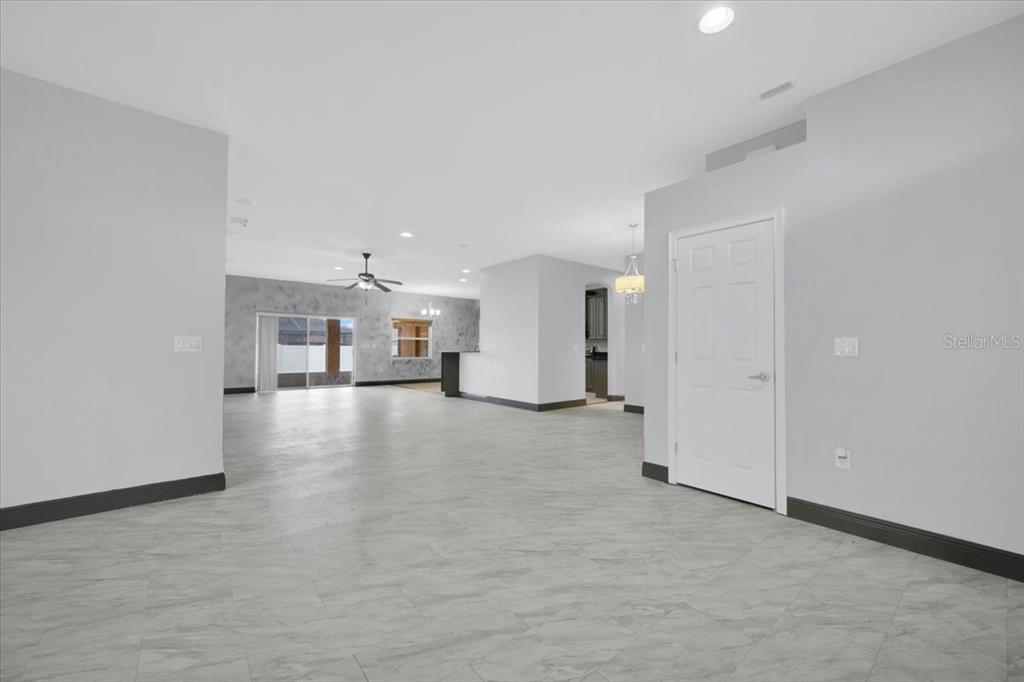 2850 Sheldon Street Lakeland, FL 33813 - Photo 10 of 45