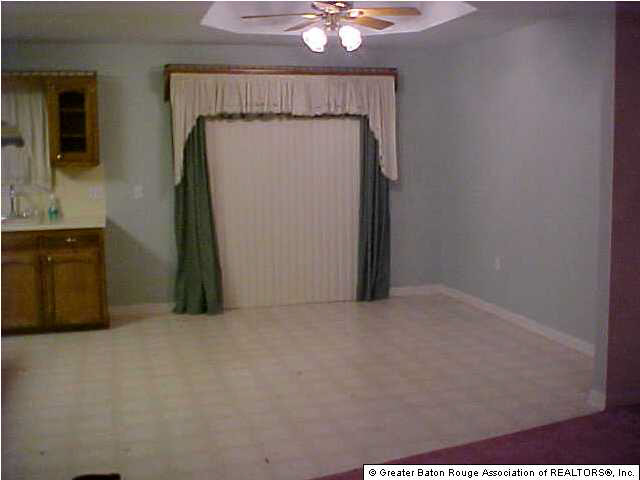 34059 Louis Leteff Road Denham Springs, LA 70706 - Photo 3 of 5
