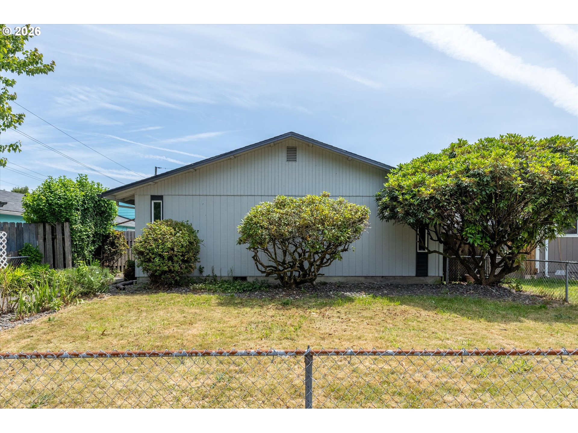 360 24th Avenue Longview, WA 98632 - Photo 2 of 36 Front Yard