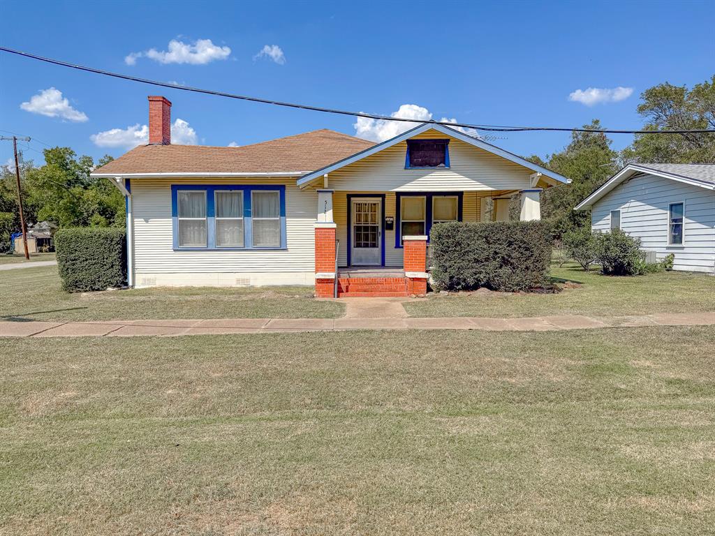 512 Southwest 2nd Street Kerens, TX 75144 - Photo 1 of 26