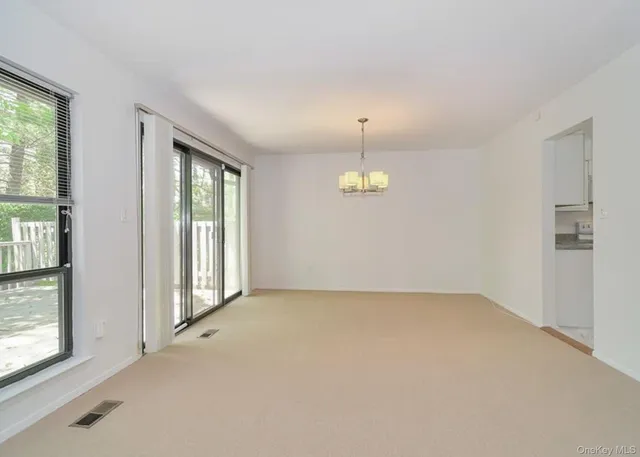 $6,500 | 277 Vista Drive, Jericho, NY 11753