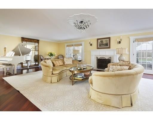 $3,400,000 | 568 Wellesley Street, Weston, MA 02493