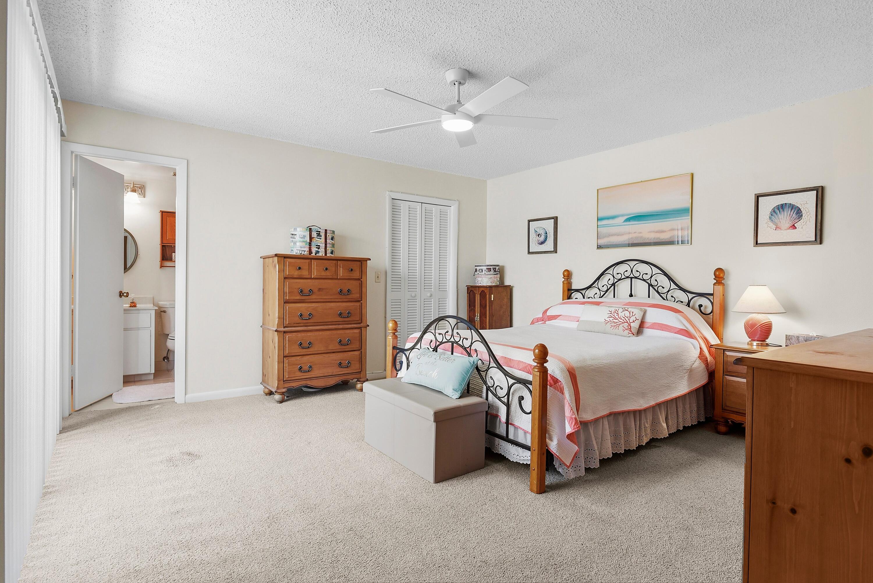 3802 Jefferson Street Stuart, FL 34997 - Photo 13 of 21 015-014-3802 SE Jefferson St-4200x2804