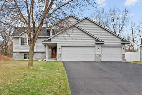 $375,000 | 19013 Earl Road, Big Lake, MN 55309
