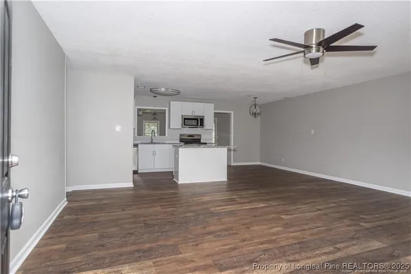 $2,200 | 820 Algood Avenue, Hope Mills, NC 28348