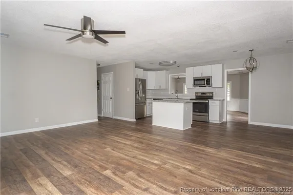 $2,200 | 820 Algood Avenue, Hope Mills, NC 28348