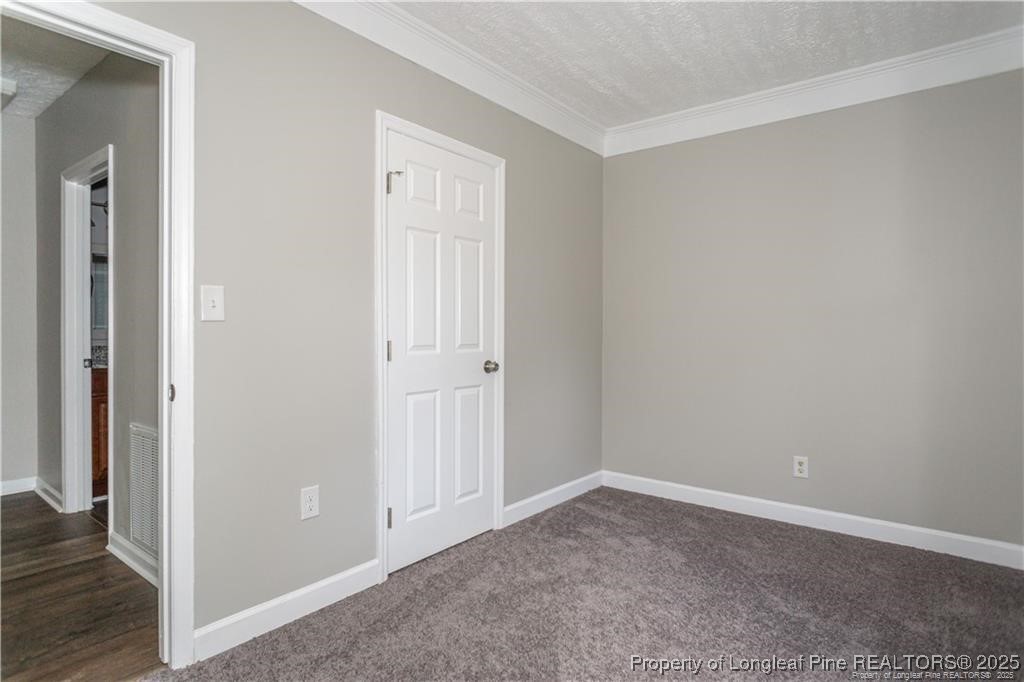 820 Algood Avenue Hope Mills, NC 28348 - Photo 7 of 30