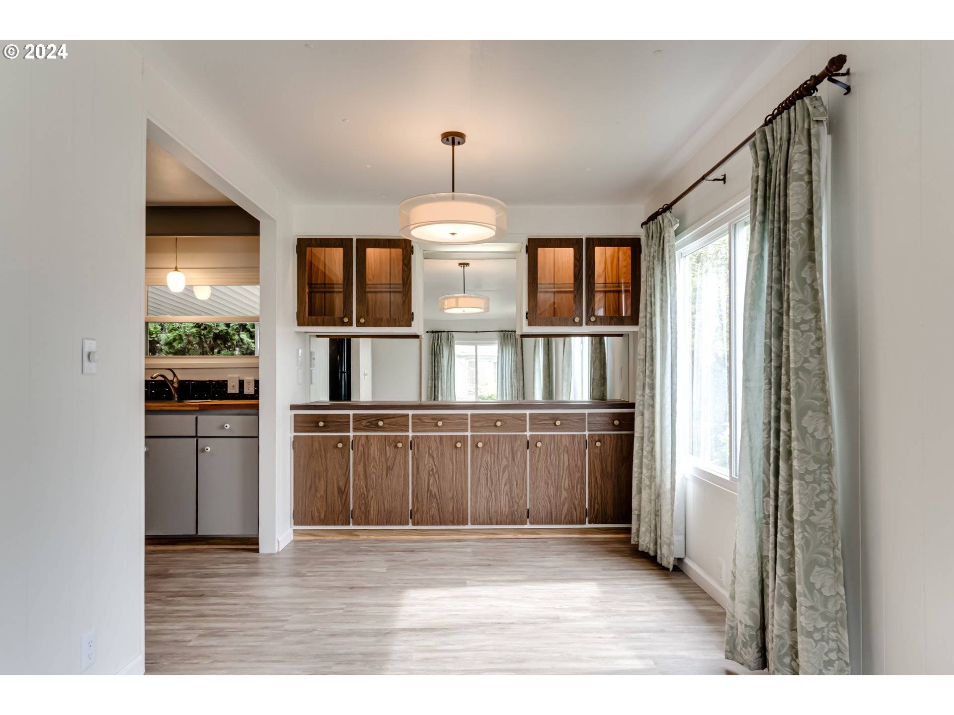 1400 Candlelight Drive, Unit 108 Eugene, OR 97402 - Photo 4 of 17