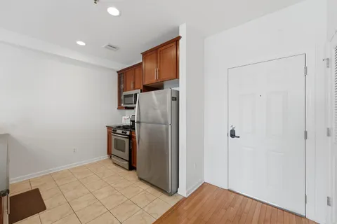 $825,000 | 203-207 Hackensack Plank Road, Unit 5B, Weehawken, NJ 07086