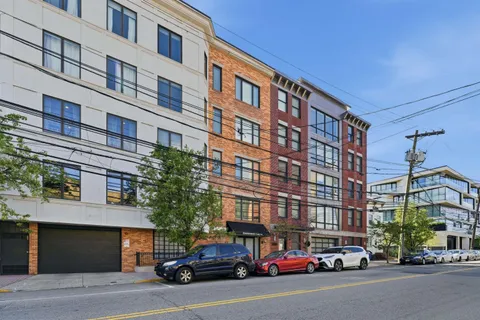 $825,000 | 203-207 Hackensack Plank Road, Unit 5B, Weehawken, NJ 07086