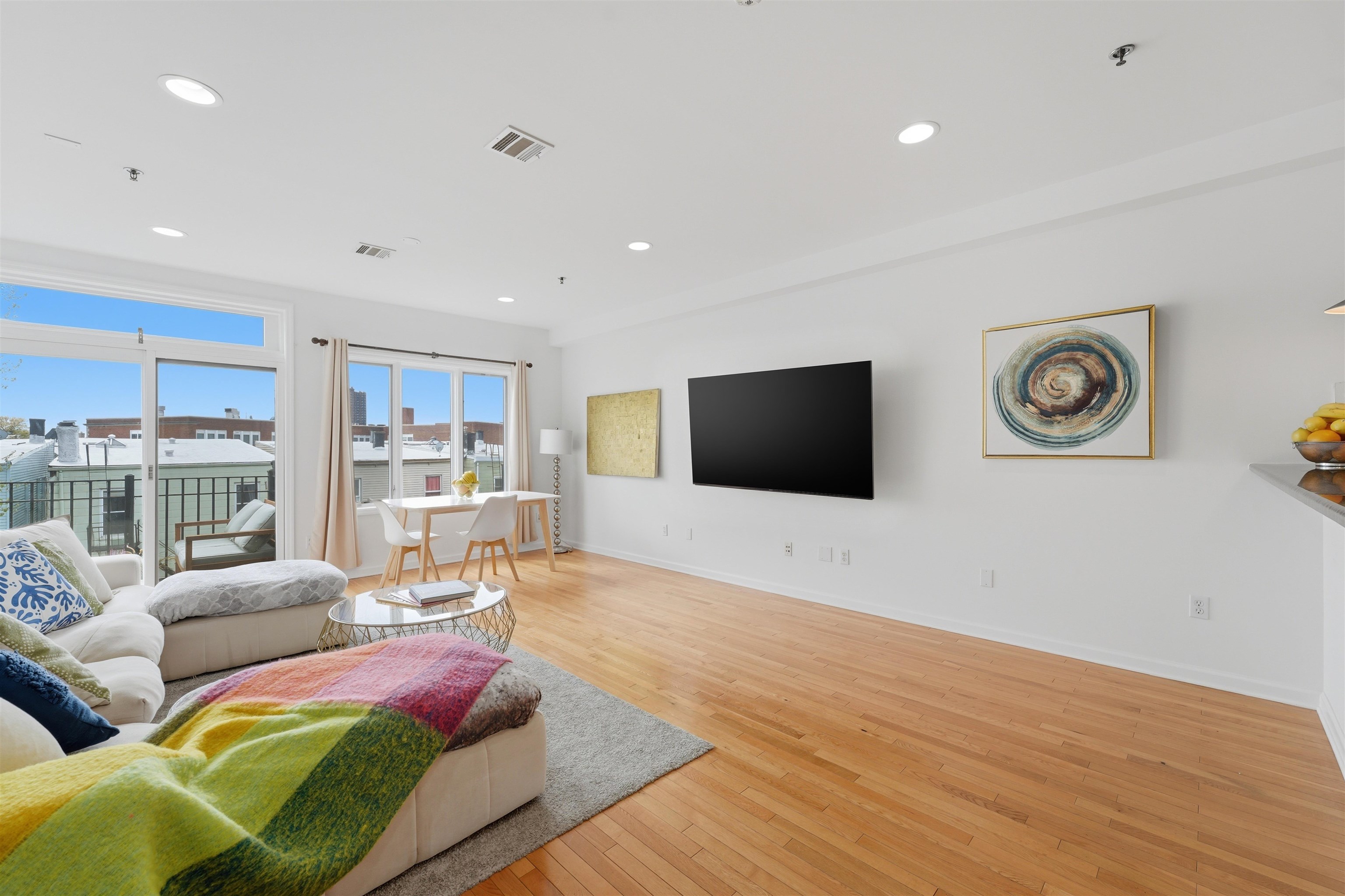 203-207 Hackensack Plank Road, Unit 5B Weehawken, NJ 07086 - Photo 4 of 25