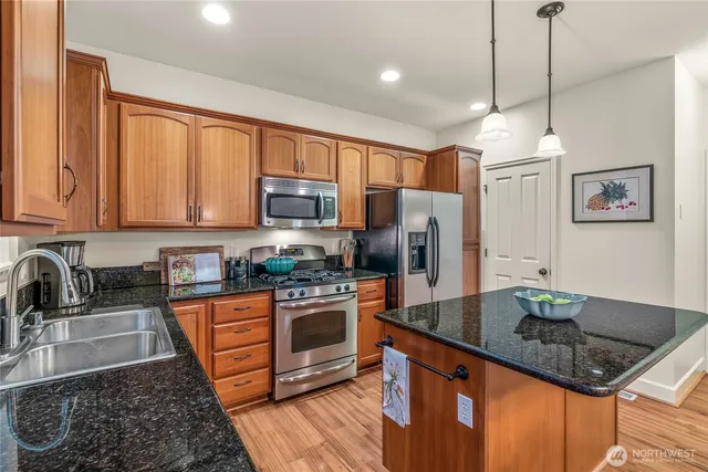 $795,000 | 16239 2nd Place South, Seattle, WA 98148