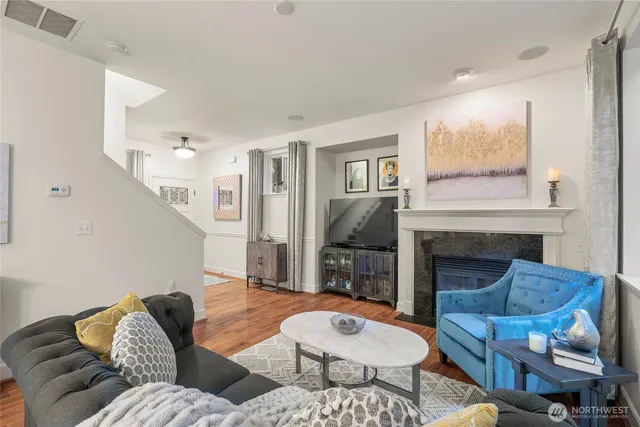 $795,000 | 16239 2nd Place South, Seattle, WA 98148