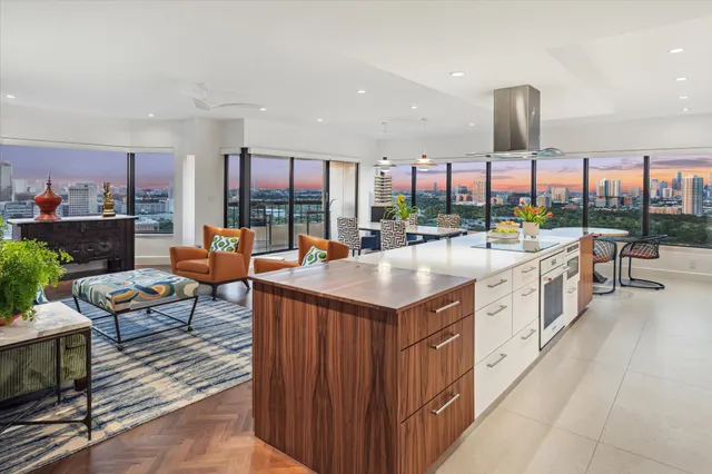 $875,000 | 2001 Holcombe Boulevard, Unit 2401, Houston, TX 77030