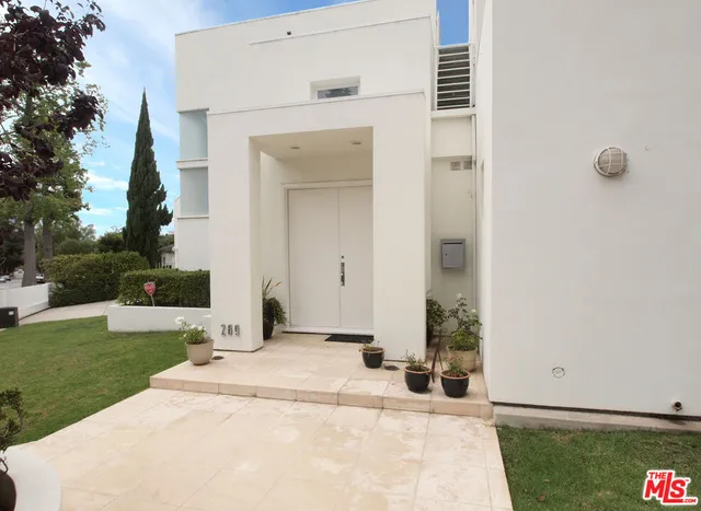 a view of a entrance