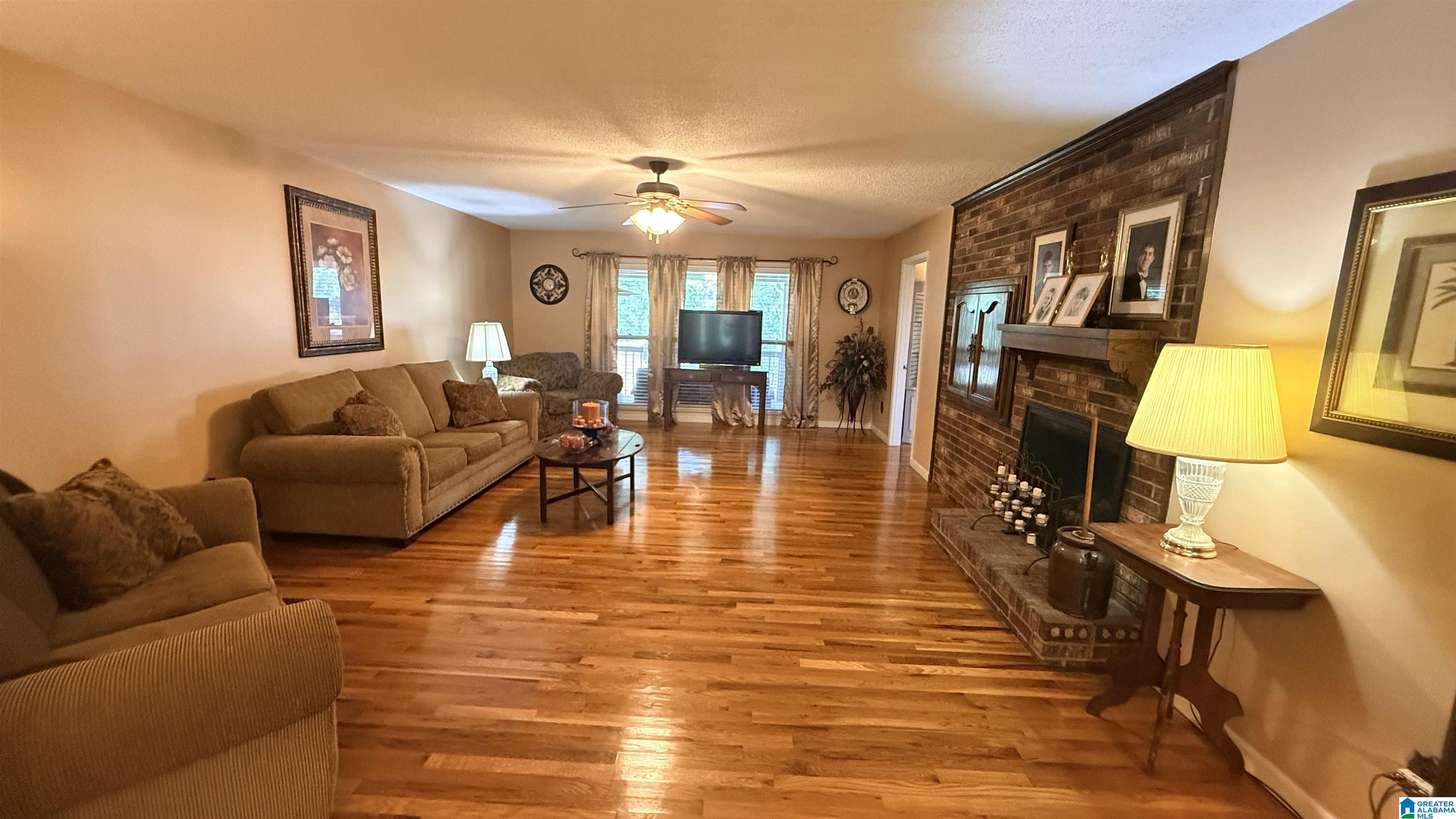 128 Roundabout Road Talladega, AL 35160 - Photo 6 of 60