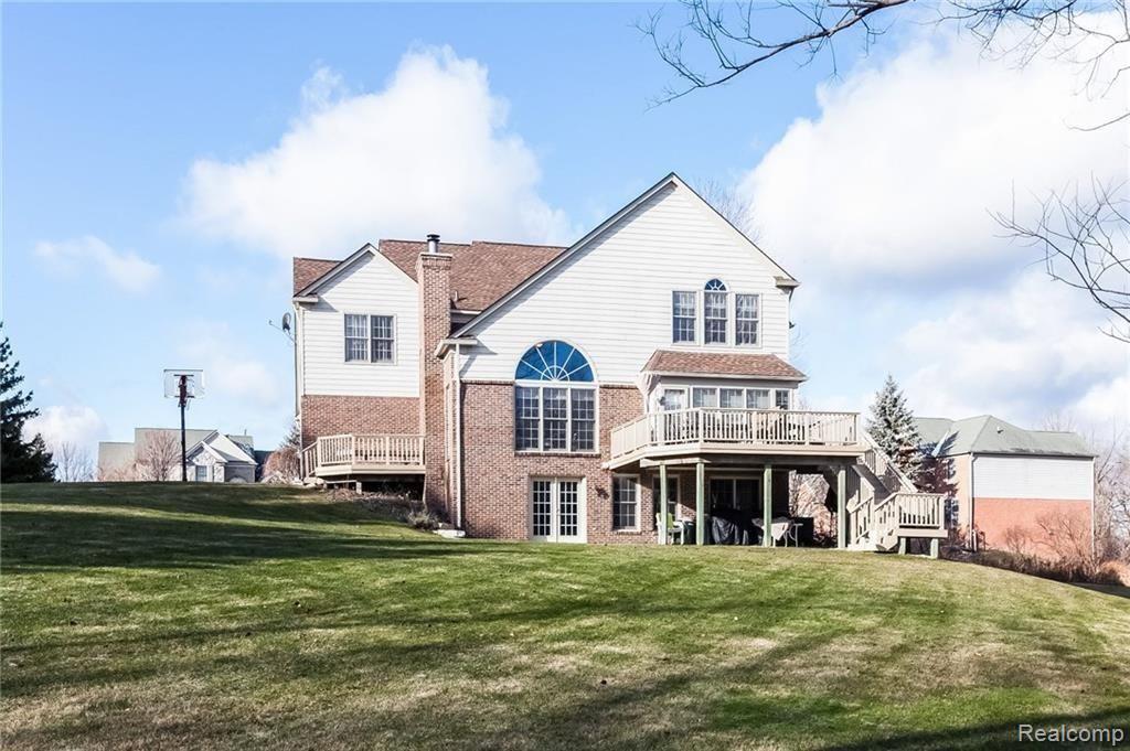 4605 Deer Springs Court Rochester, MI 48306 - Photo 21 of 23