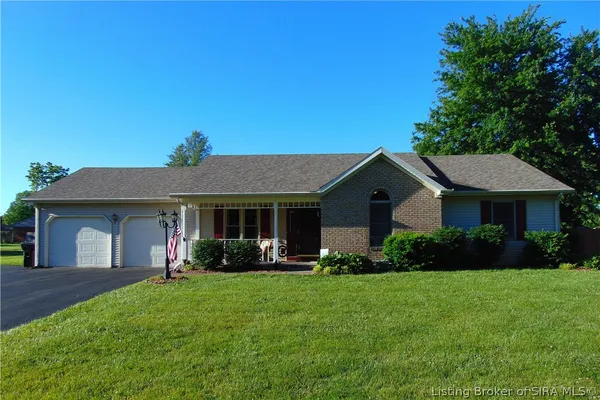 $310,000 | 401 Maple Hill Drive, Madison, IN 47250