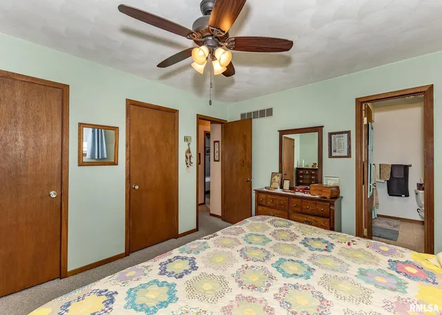 $287,500 | 631 Suncrest Drive, Sherrard, IL 61281