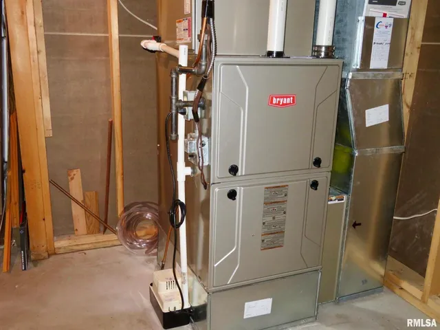 $287,500 | 631 Suncrest Drive, Sherrard, IL 61281