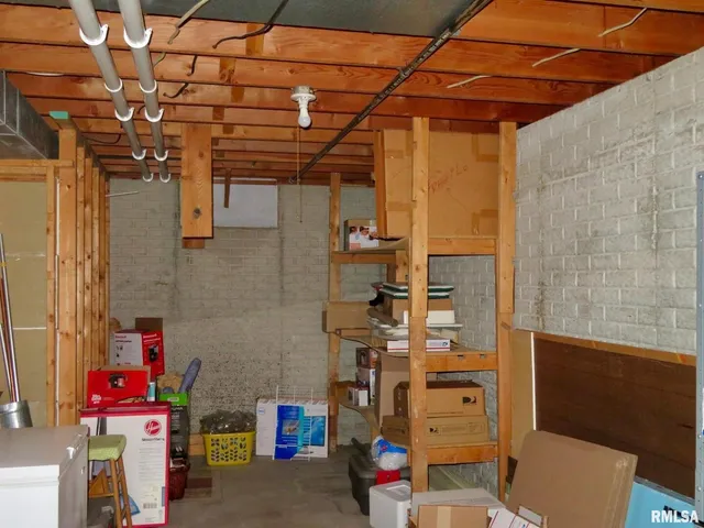 $287,500 | 631 Suncrest Drive, Sherrard, IL 61281