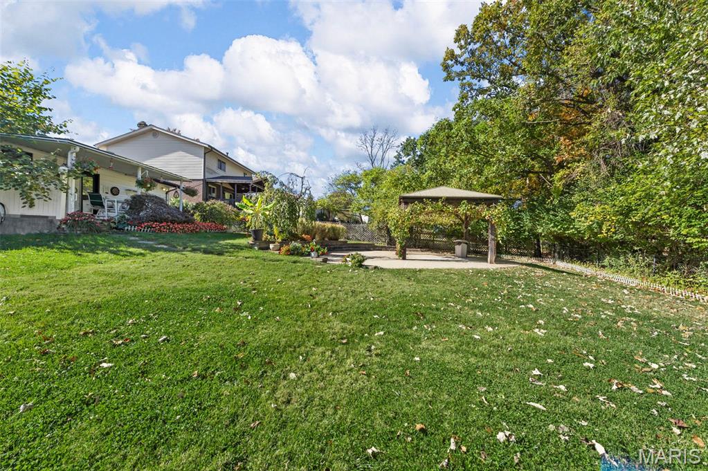 2505 Alcarol Drive Fenton, MO 63026 - Photo 4 of 38