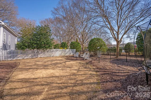 $950,000 | 8811 1st Bloom Road, Charlotte, NC 28277