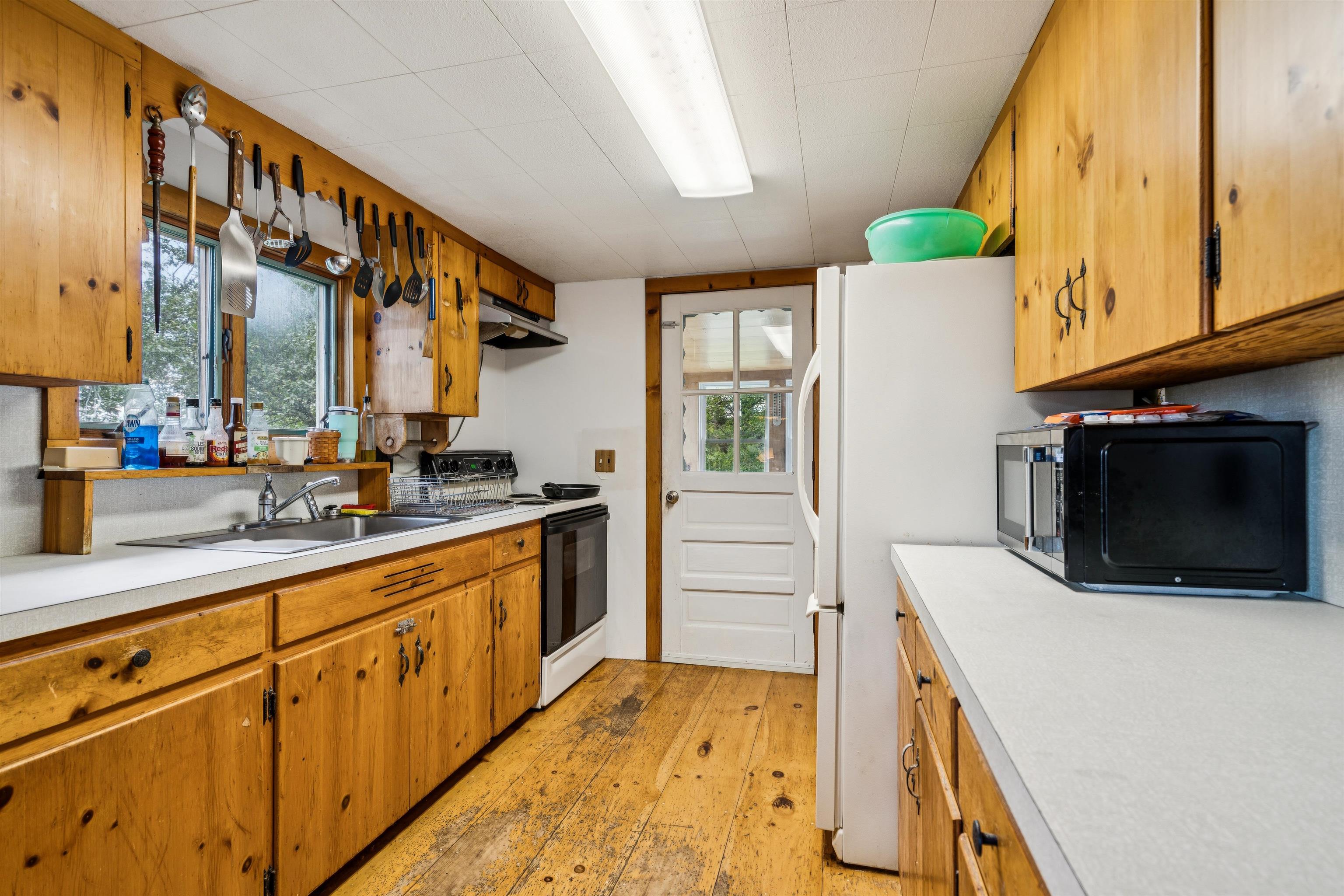 196 Cowdrey Outlook Barnard, VT 05032 - Photo 19 of 41