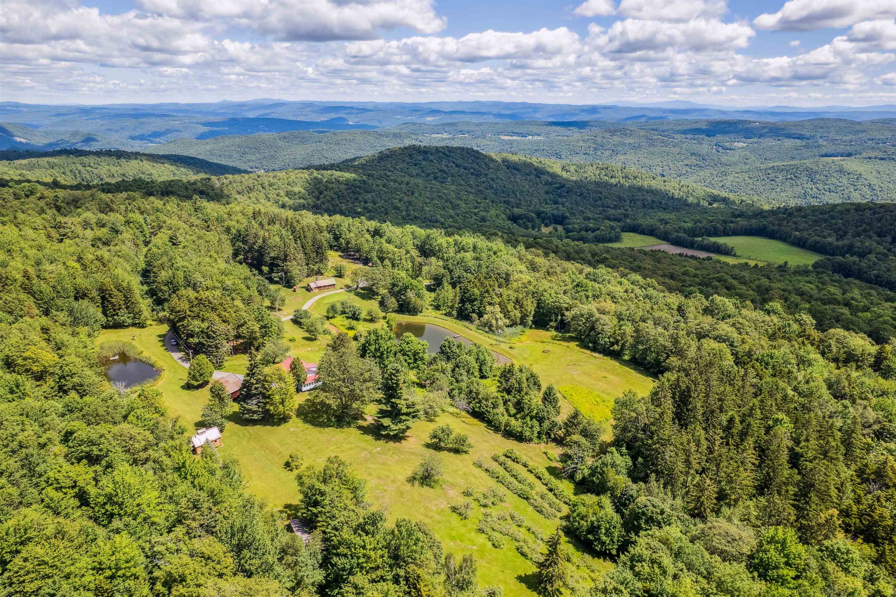 196 Cowdrey Outlook Barnard, VT 05032 - Photo 33 of 41