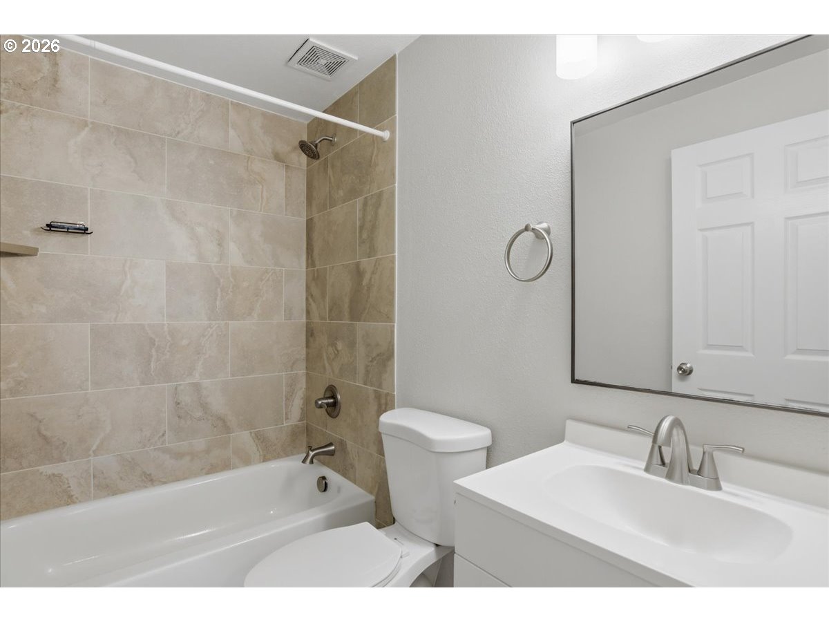 331 Northwest 14th Avenue Camas, WA 98607 - Photo 12 of 19