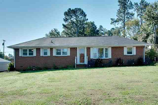 206 Lloyd Drive Anderson, SC 29621 - Photo 1 of 23