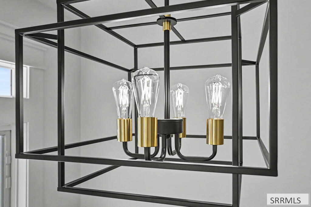 3174 Blue Muse Road Ammon, ID 83406 - Photo 3 of 17 Dining Area Light Fixture