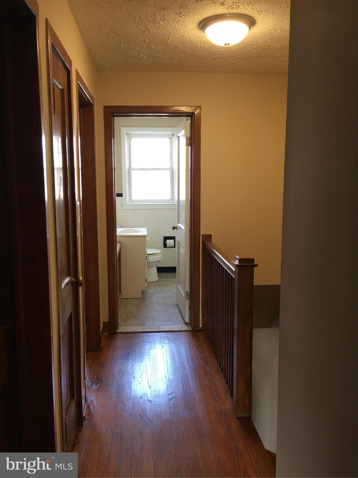 153 West Meadow Road Baltimore, MD 21225 - Photo 8 of 16 Interior (General)