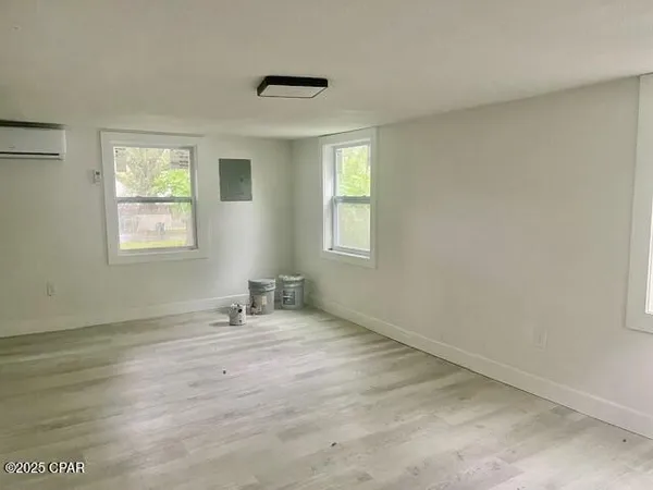 $190,000 | 1038 8th Avenue, Graceville, FL 32440