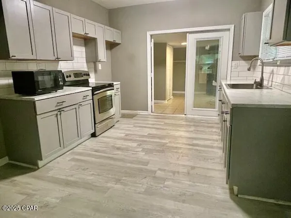$190,000 | 1038 8th Avenue, Graceville, FL 32440