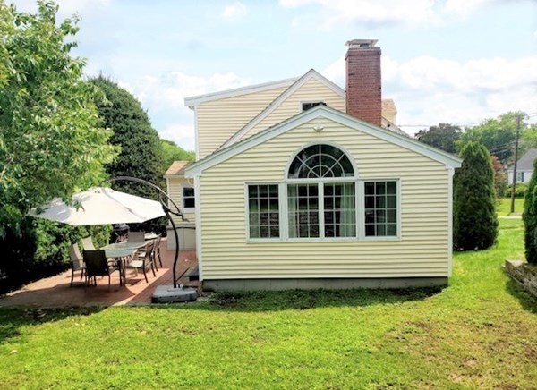 4 Digren Road Natick, MA 01760 - Photo 3 of 25