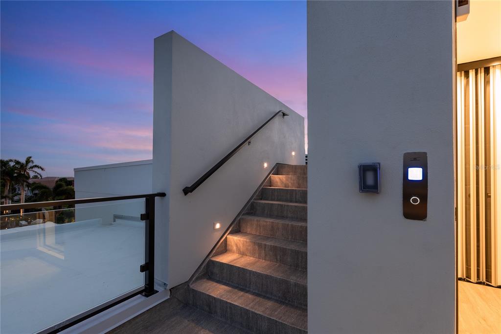 519 Rountree Drive Longboat Key, FL 34228 - Photo 24 of 97