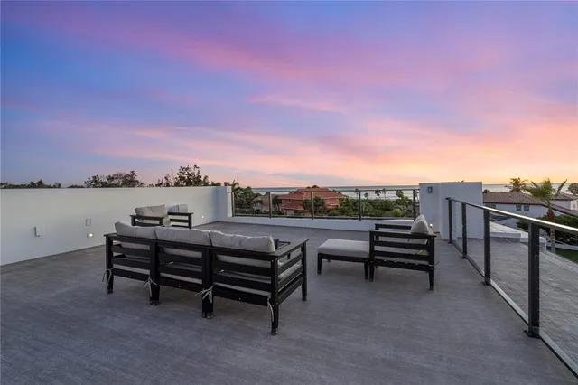 $6,488,000 | 519 Rountree Drive, Longboat Key, FL 34228