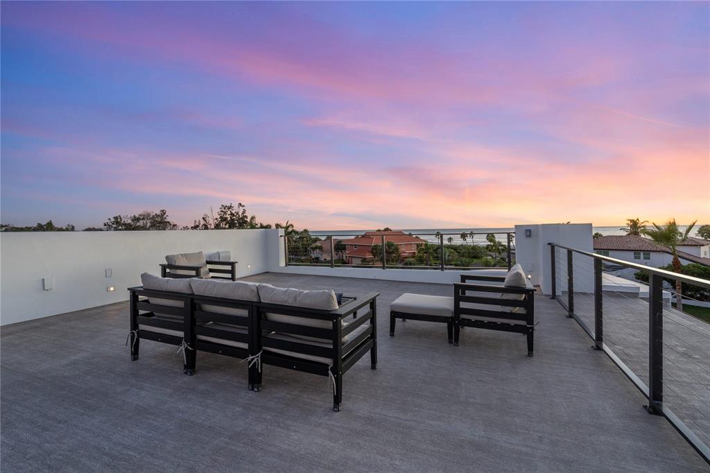 519 Rountree Drive Longboat Key, FL 34228 - Photo 46 of 97