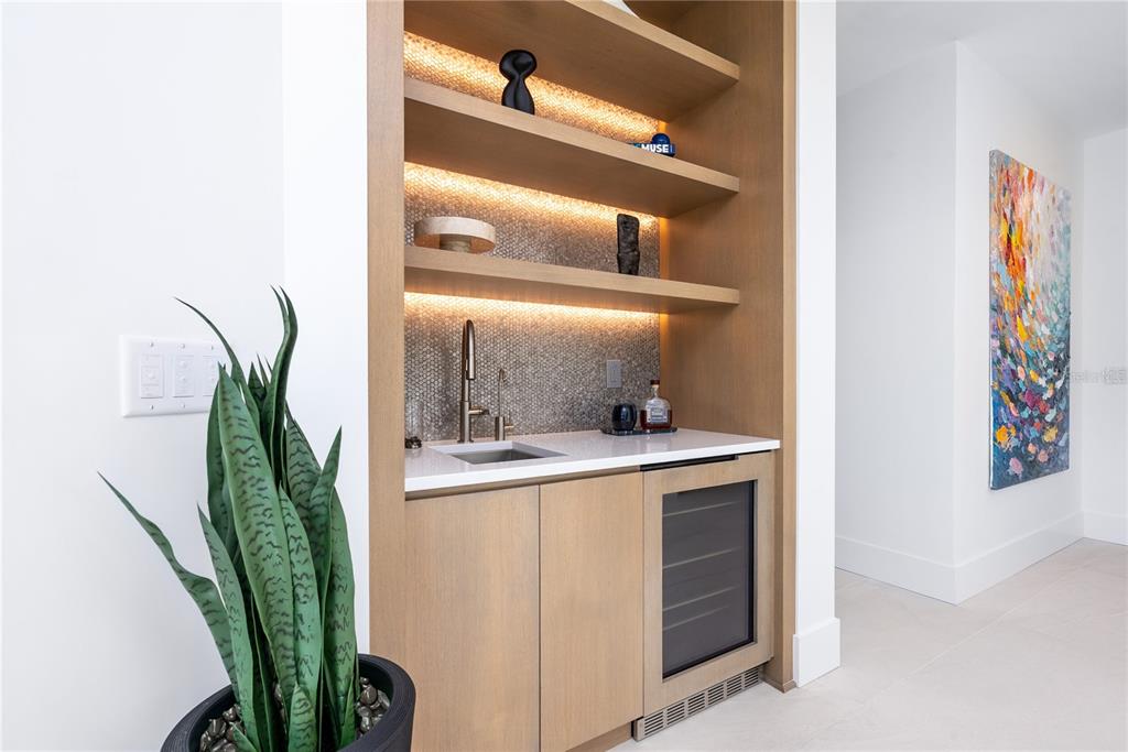 519 Rountree Drive Longboat Key, FL 34228 - Photo 51 of 97