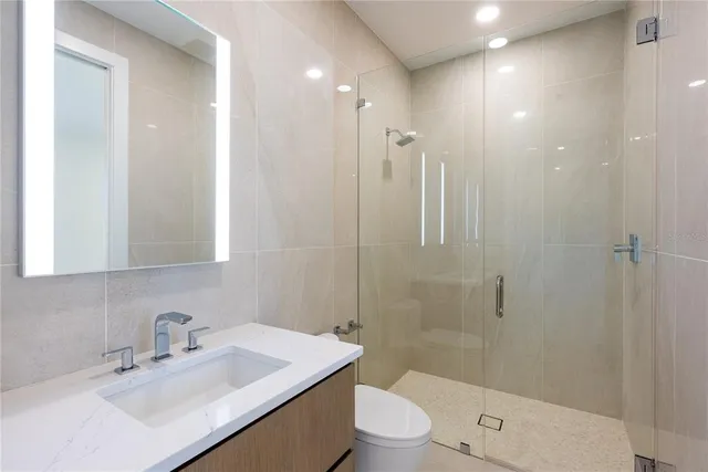 $6,488,000 | 519 Rountree Drive, Longboat Key, FL 34228