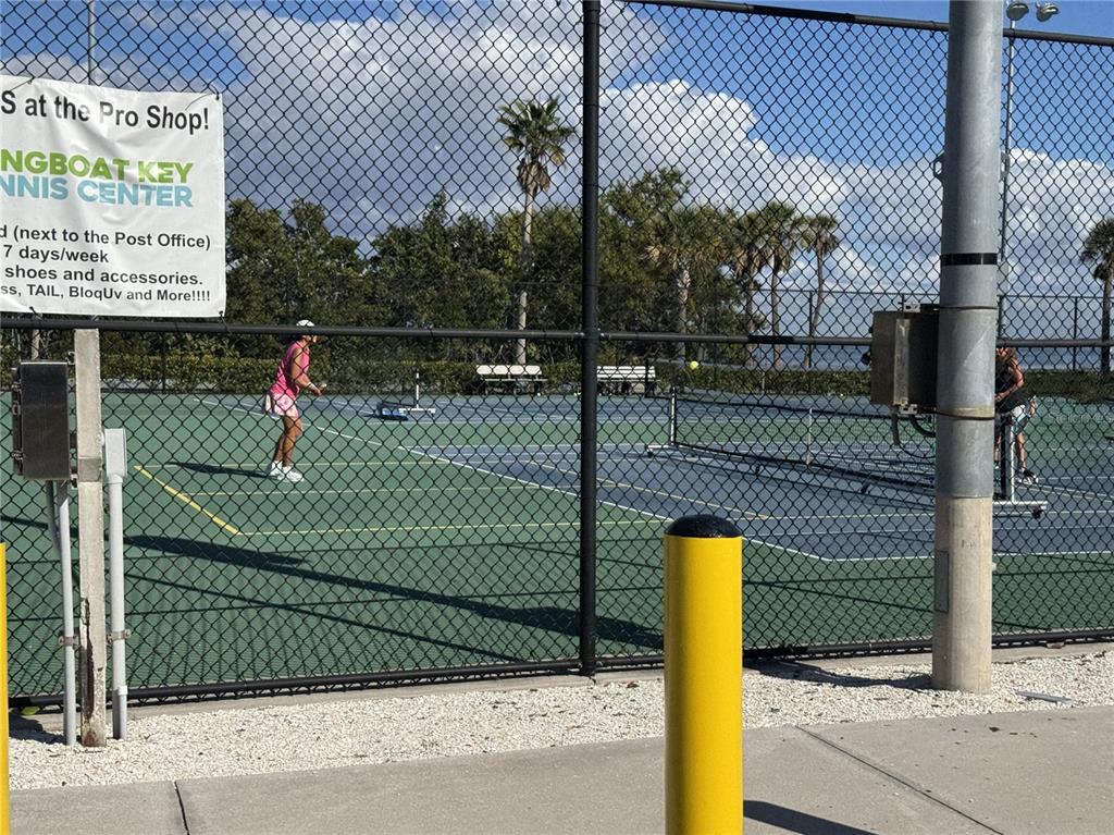 519 Rountree Drive Longboat Key, FL 34228 - Photo 96 of 97