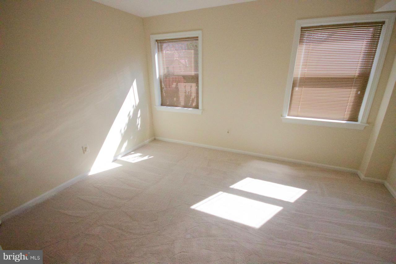 4317 Pleasant Valley Road Chantilly, VA 20151 - Photo 12 of 30 Bedroom