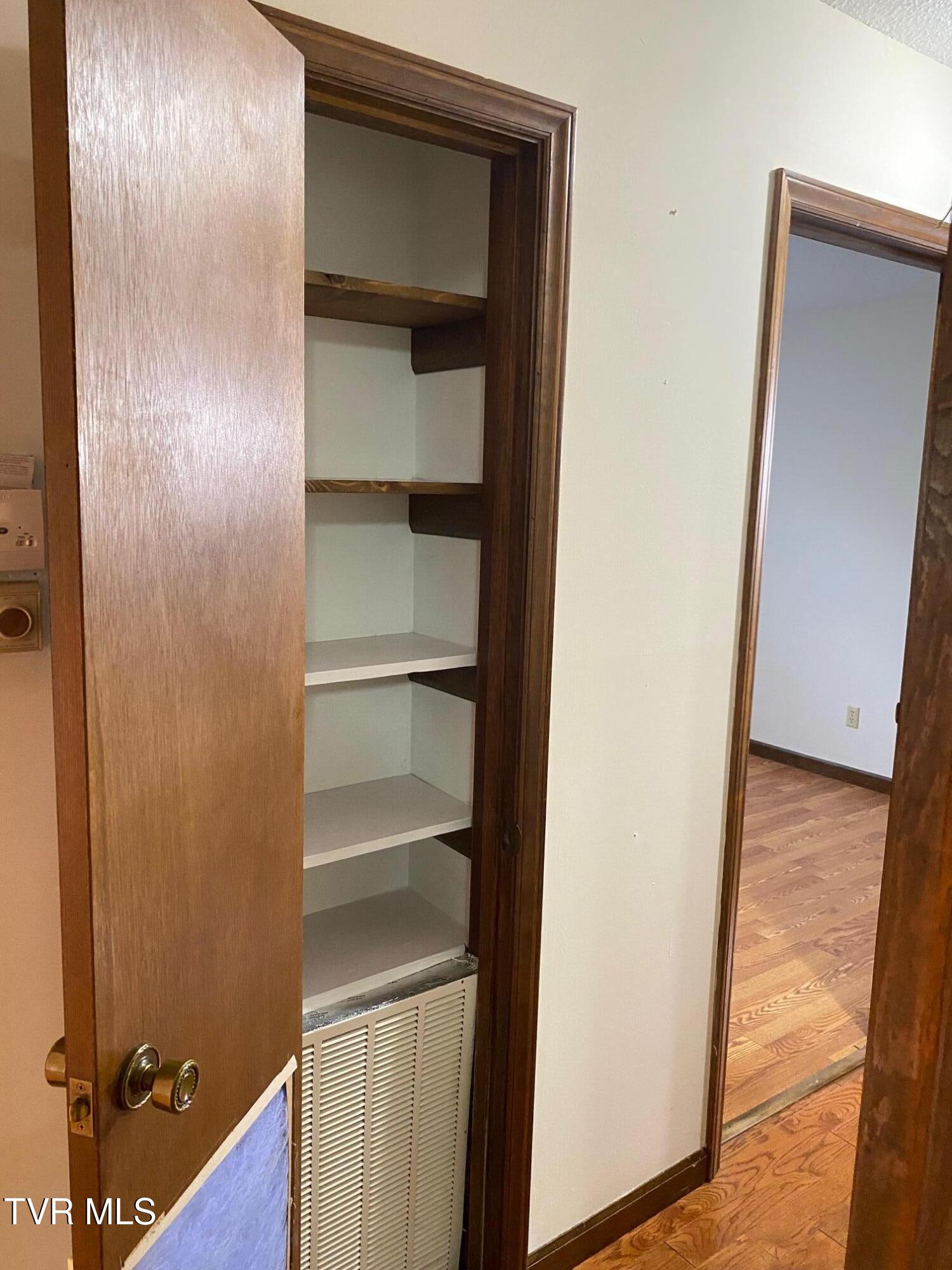 3204 Marbleton Road Unicoi, TN 37692 - Photo 51 of 114 Another hallway closet/linen closet